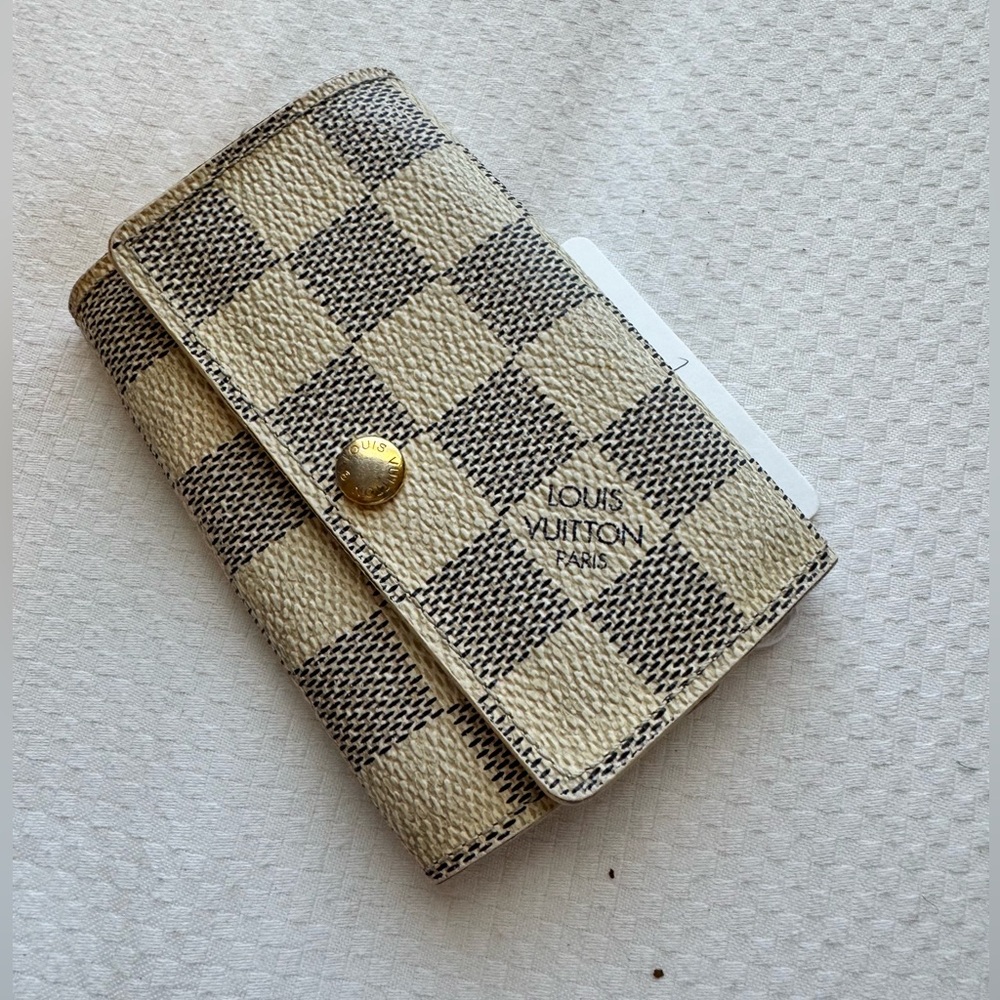 Louis Vuitton Damier Azur Canvas Card & Key Holder in Beige and Blue-Gray